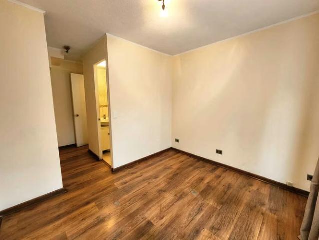 Casas en arriendo en Pudahuel | Casa Amplia y Luminosa con Gran Jardín 1845 dormitorios por CLP 800000.00