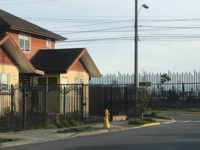 Casas en arriendo en Puerto Montt | Casa ideal para oficina. 1810 dormitorios por CLP 850000.00