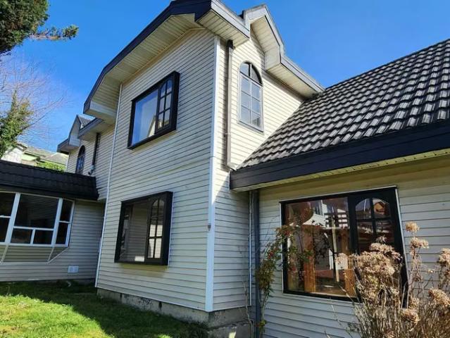 Casas en arriendo en puerto montt | casa comecial en arriendo en calle regimiento 1817 dormitorios por CLP 2000. 00