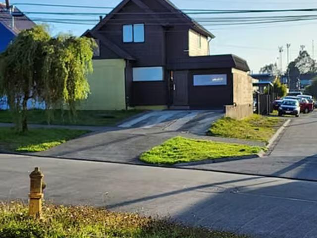 Casas en arriendo en puerto montt | arriendo amplia casa en mirador de la bahia puerto montt 4 dormitorios por clp 1000. 00