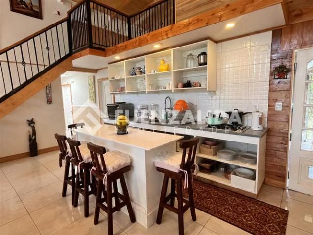 Casas en arriendo en Puerto Varas | Casa en arriendo de 4D2B en Club de Campo Puerto Varas 4 dormitorios por CLP 900000.00