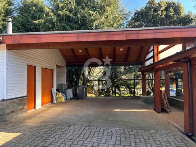 Casas en arriendo en Puerto Varas | Se arrienda preciosa casa cercana a la costanera 6 dormitorios por CLP 1800. 00