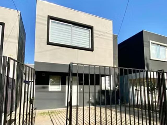 Casas en arriendo en Quillota | ¡Vive en Quillota: Casa de 3 hab. Por $650,000! 3 dormitorios por CLP 650000.00