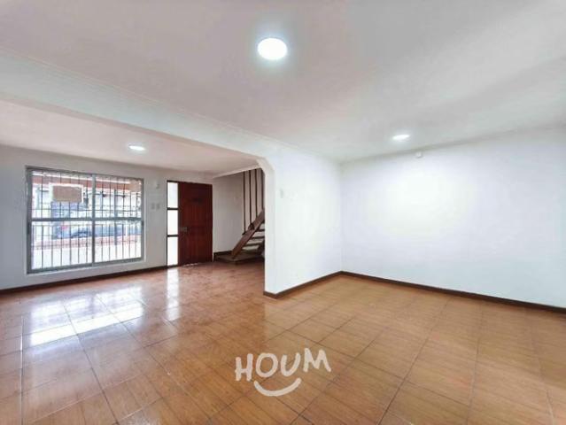 Casas en arriendo en Quinta Normal | Casa en Sara Brown 4 dormitorios por CLP 600000.00