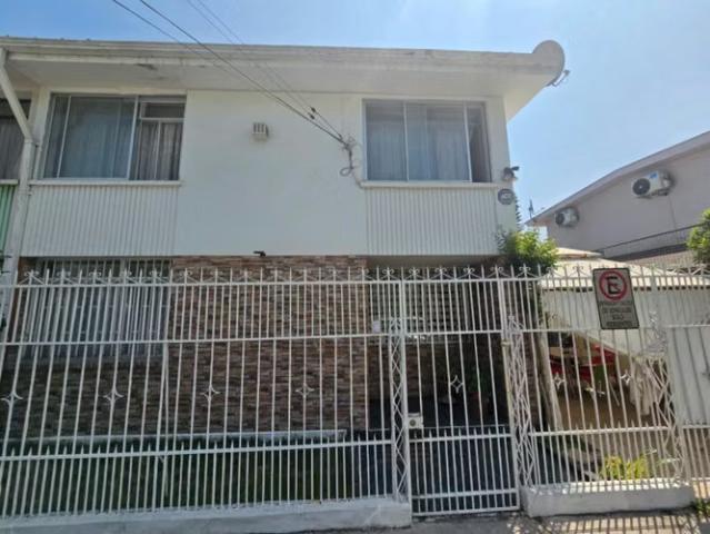 Casas en arriendo en Renca | Impecable casa familiar remodelada y segura 3 dormitorios por CLP 889000.00
