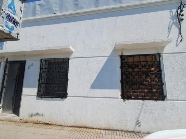 Casas en arriendo en santiago | arriendo casa remodelada 3d 2b patio bodega carmen ñuble 3 dormitorios por clp 820000.00