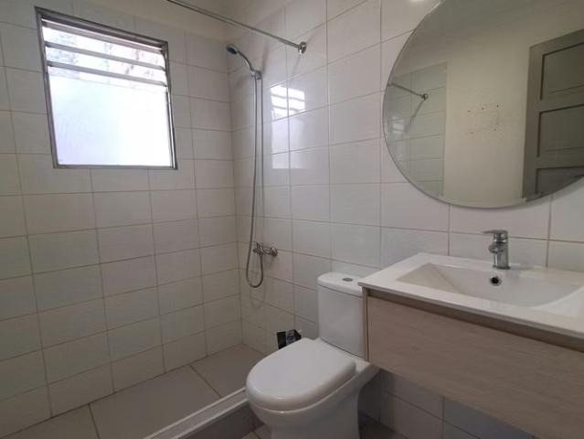 Casas en arriendo en santiago | casa remodelada 115 mts 3d 2b un piso patio bod carmen stgo 3 dormitorios por clp 820000.00