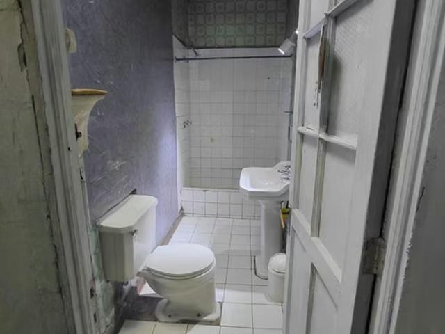 Casas en arriendo en Santiago | Se Arrienda casa a pasos de Metro Rondizzoni 2 dormitorios por CLP 450000.00