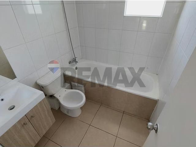 Casas en arriendo en San Bernardo | 2 pisos con antejardín, patio y garaje 3 dormitorios por CLP 700000.00