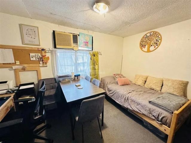 Casas en arriendo en Ñuñoa | 4 dormitorios, 2 baños, estacionamiento, bodega, Ñuñoa 4 dormitorios por CLP 850000.00