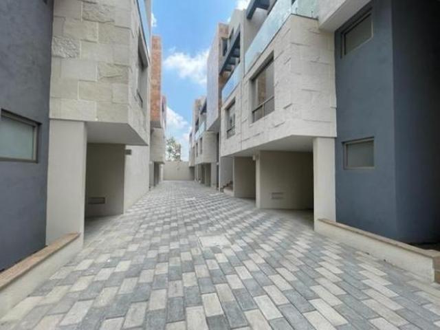CASAS EN CONDOMINIO AJUSCO AL SUR DE LA CIUDAD. BELLAS CASAS