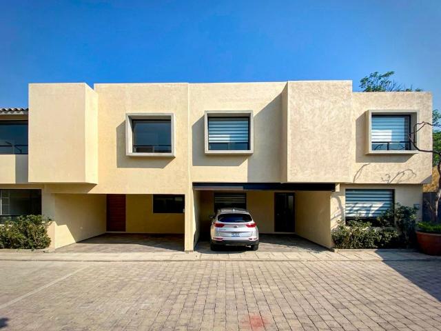 CASAS EN FRACCIONAMIENTO PASEO DEL FRESNO