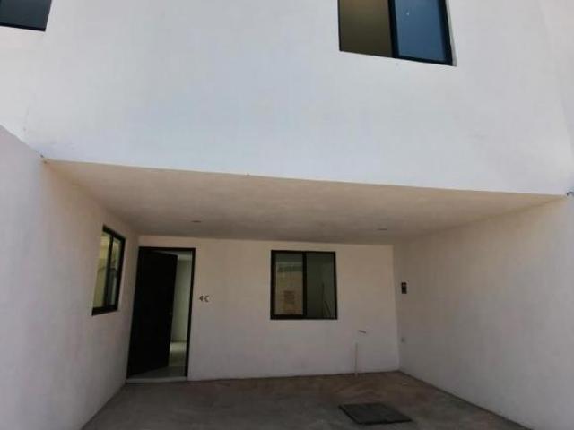 Casas en Venta en San Isidro Cuautlancingo, con excelente ubicación