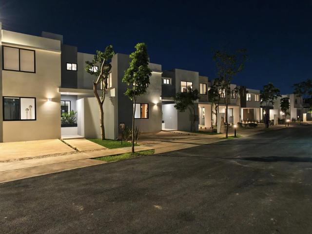 Casas en privada residencial en M?rida poniente desde $2.4 MDP | Santa Loreto