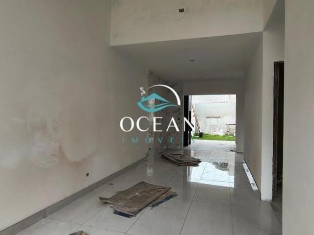Casas novas em Praia de leste Pontal do Parana