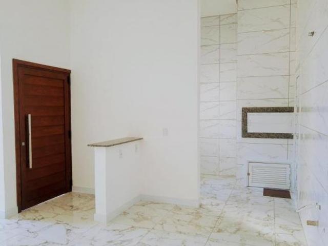 Casas Novas No Sol Poente