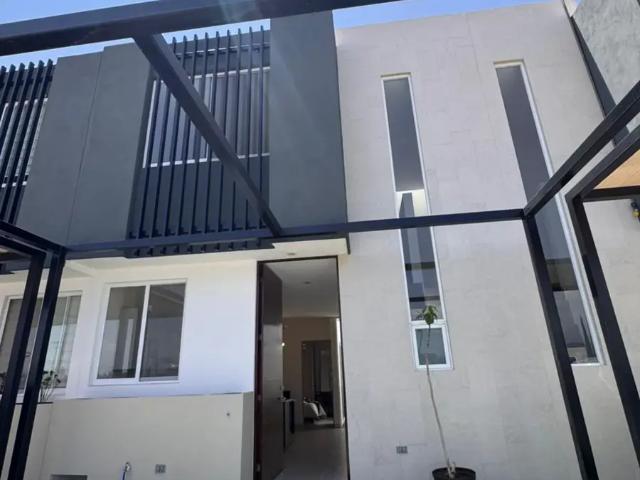 ¡CASAS NUEVAS AL NORTE DE LA CIUDAD!