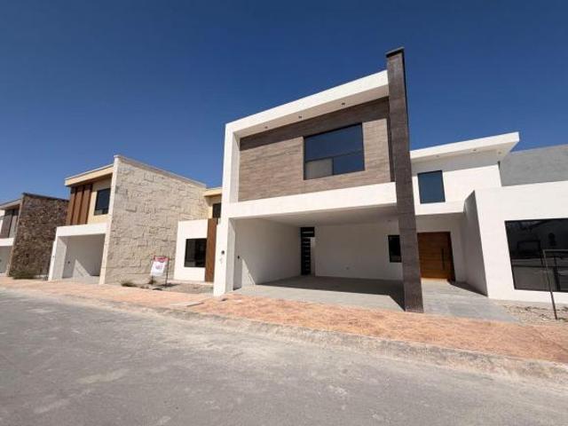 CASAS NUEVAS EN VENTA RESIDENCIAL ARTEAGA COSH