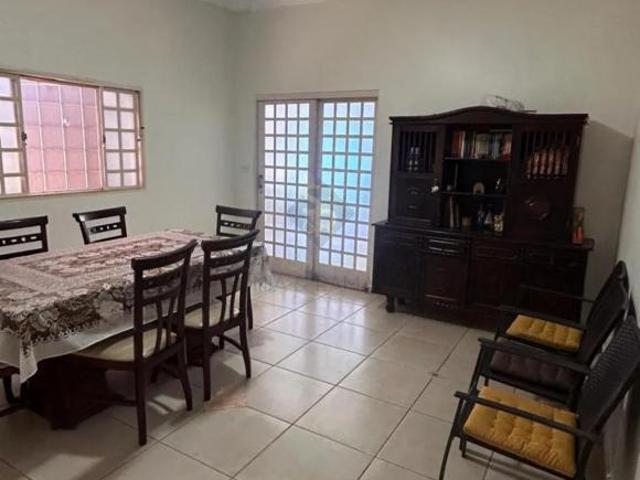 Casas Residenciais Padrão em Jardinópolis