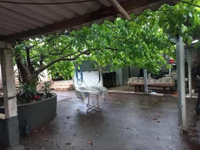 Casas Residenciais Padrão em Serrana