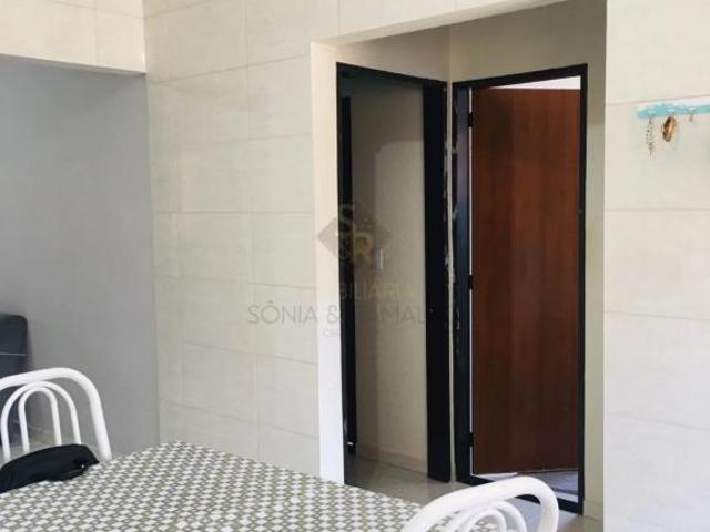 Casas Residenciais Padrão em Serrana