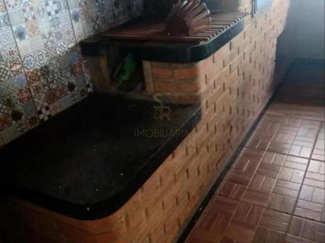 Casas Residenciais Padrão em Serrana