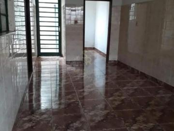 Casas Residenciais Padrão em Serrana
