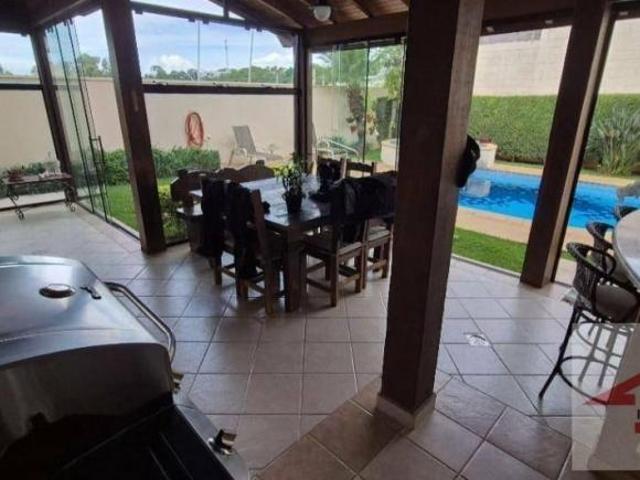 Casa/Sobrado 406,00 m² com 3 suítes à venda R$ 2.680.000,00 Condomínio Quinta da Malota Jundiaí/SP