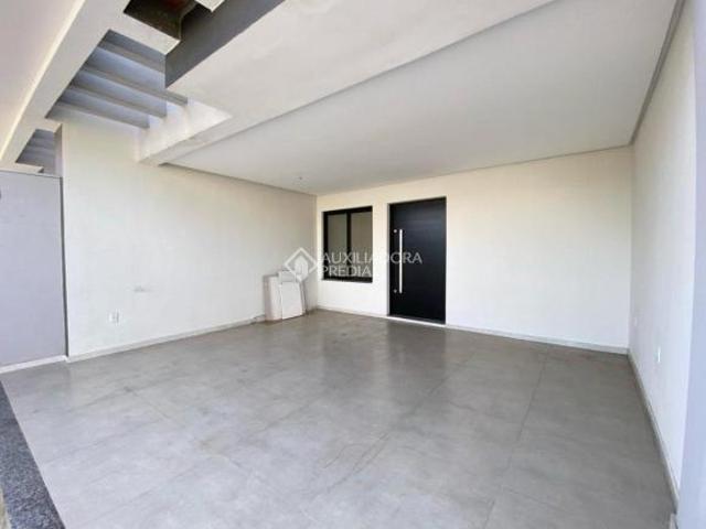Casa/sobrado novo á venda 166 m² área, bairro nobre com 3 quartos sendo 3 suítes sendo 1 americana