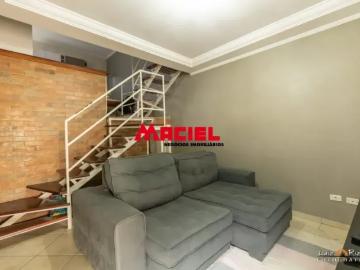 Casa/Sobrado Residencial No bairro Jardim Oriente