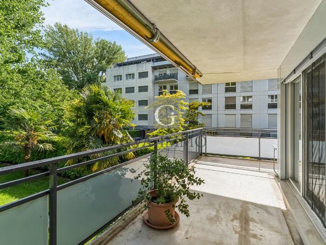 Casatax – Wunderschönes 6 Zimmer Apartment mit Terrasse