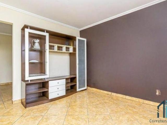 Casa/terreno a venda, com 02 casas, 03 quartos, churrasqueira, no Sitio Cercado em Curitiba PR