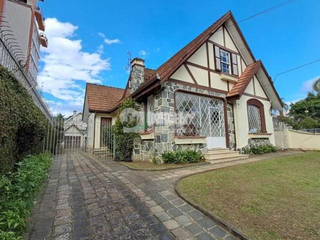 Casa/Terreno Comercial no Alto da Glória Curitiba