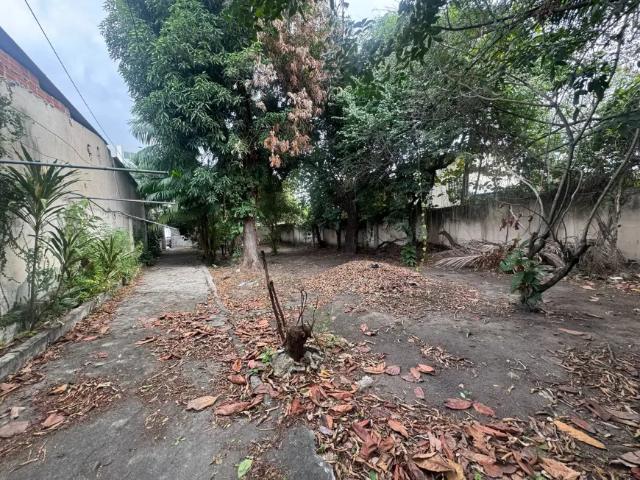Casa/terreno para venda no centro de nova iguaçu