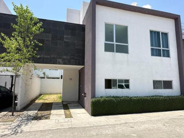Casav en Venta en Idilica Hacienda Serratón Zinacantepec