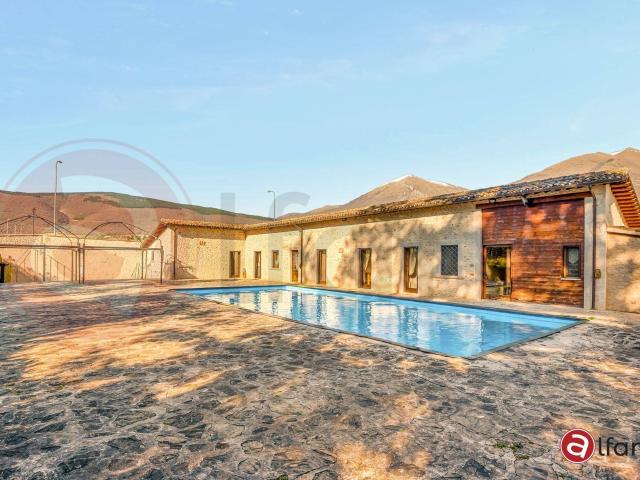 Casa/villa d\'epoca in vendita a Norcia