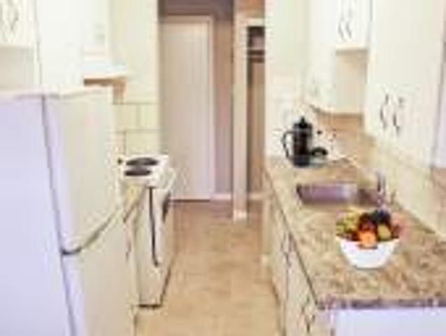 Cascade Manor Apartments | 10615 111 Street