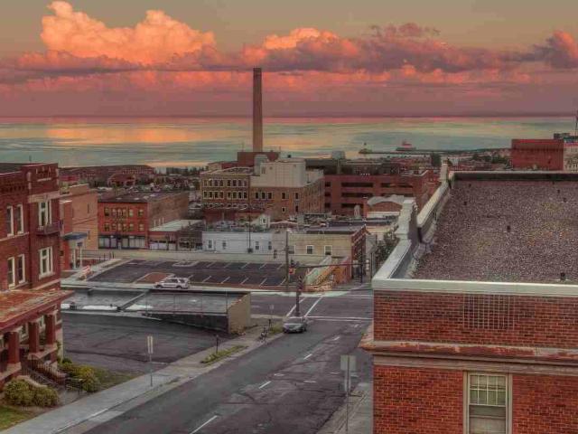 Cascade Apartments Studio Apartment for Rent at 101 W 3rd St, Duluth, MN 55806 Downtown Duluth