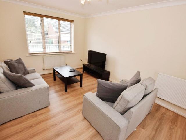 Cascade Drive, Cheetwood, Cheetham Hill, Manchester M7, 3 bed semi detached house to rent, £1,450 pcm | PrimeLocation