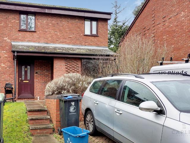 Cascade Road, Buckhurst Hill IG9, 2 bed flat to rent, £1,650 pcm | PrimeLocation