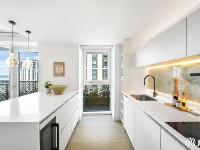 Cascade Way, London W12, 2 bed flat to rent, £4,550 pcm | PrimeLocation