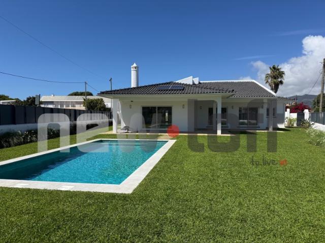 Cascais Areia MORADIA EXCECIONAL DE UM SÓ PISO COM PISCINA PRIVADA | AR