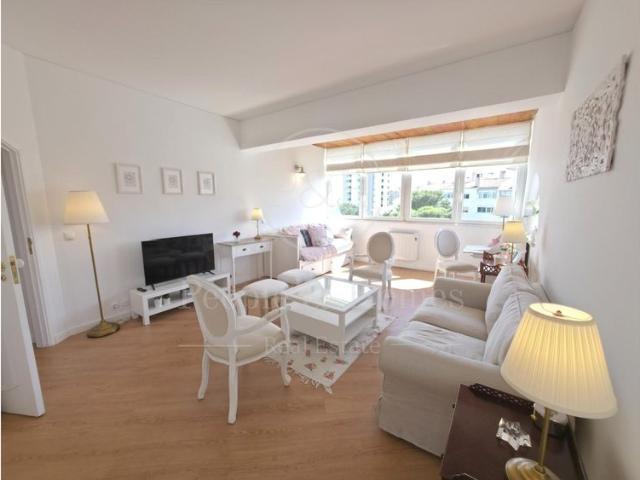 Cascais Bairro Rosário. T1. Excelentes áreas e acabamentos modernos
