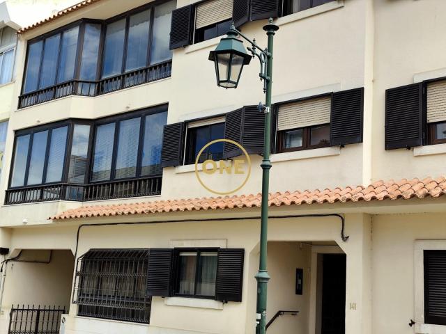 Cascais Centro T2 com estacionamento