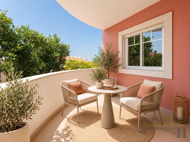 Cascais Costa da Guia – Apartamento T3 com terraço Sudeste, suíte principal e vista mar