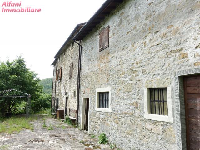 Cascina/Casale/Masseria in vendita a Chiusi della Verna
