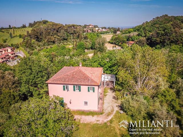 Casciana Terme: vendesi bellissimo casolare autentico con 3. 300m² Casciana Terme