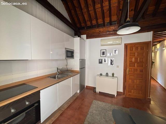 Casco Histórico. Apartamento diferente y único con 1 dormitorio, totalmente reformado y decorado por