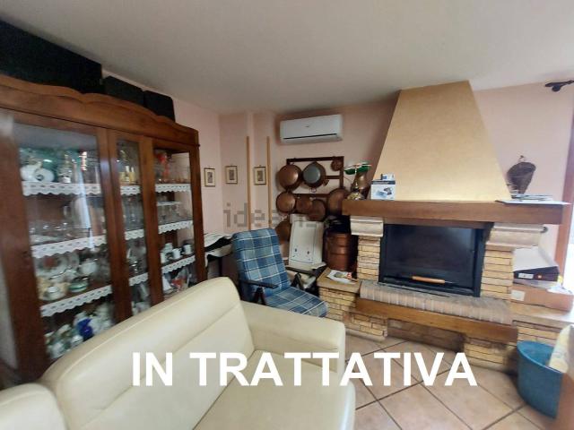 Case e ville in affitto di 400 m² in Via Marcello