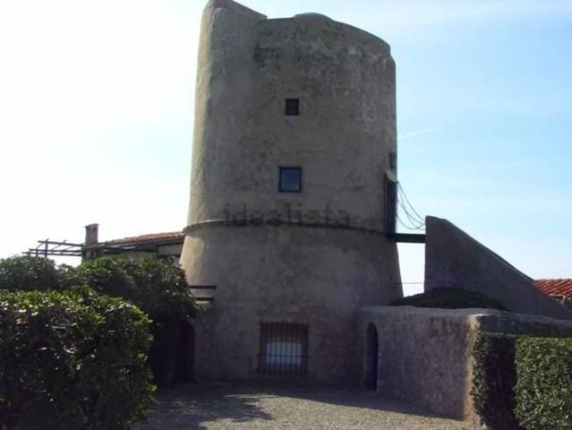 Case e ville in affitto di 420 m² in Via delle Mimose